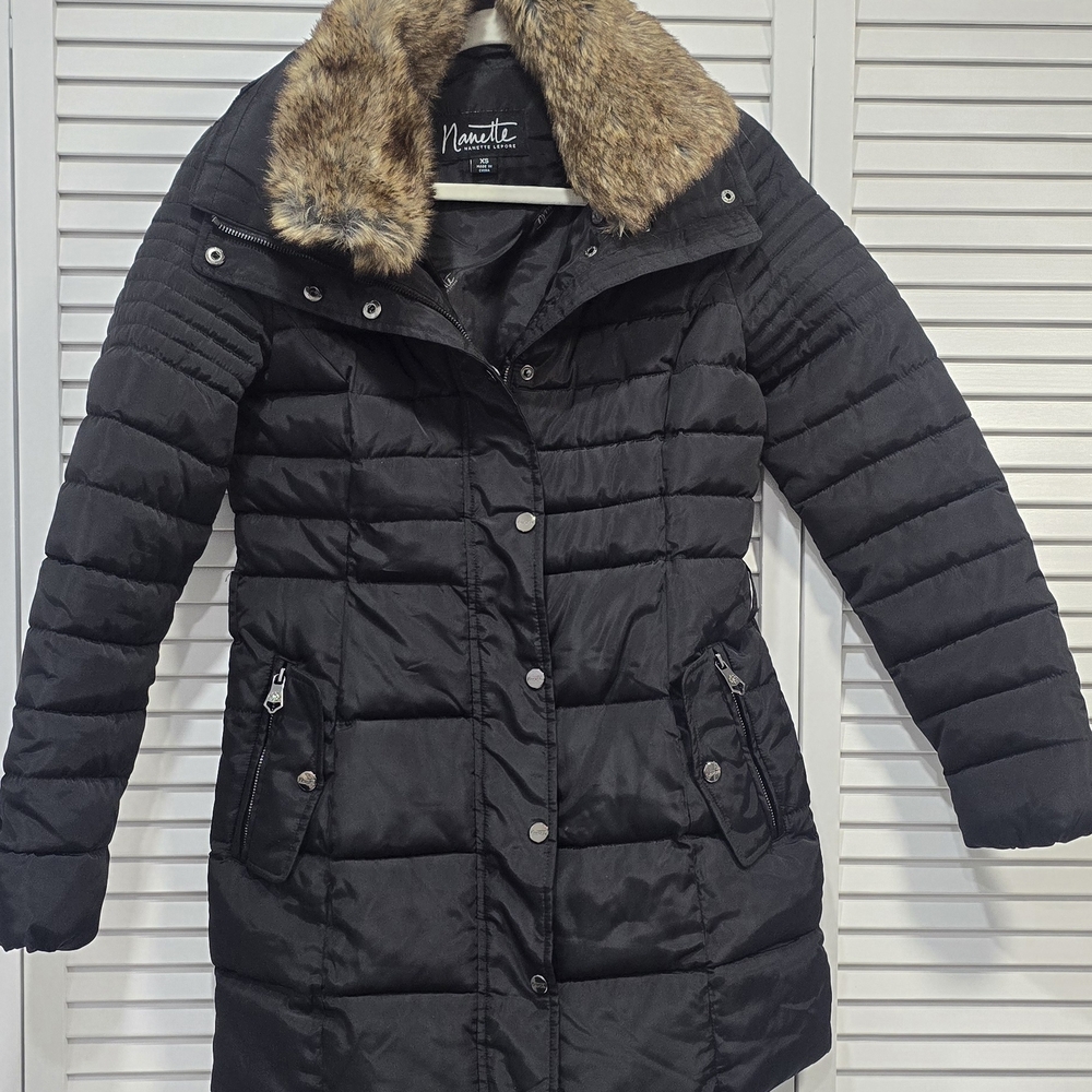 Nannette Quilted Black Puffer Coat with Faux Fur Collar